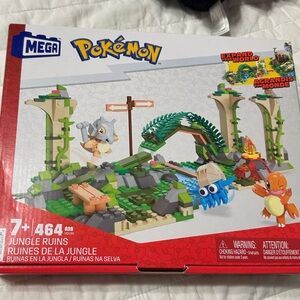 Mega Pokémon building set-Jungle Ruins **New